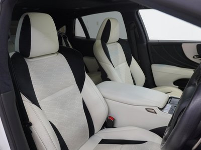 صورة مصغرة 16 لـ 2019 Lexus LS