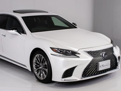 LEXUS LS - 7