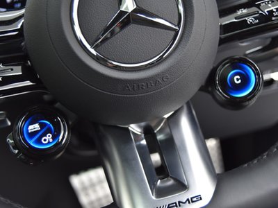 2025 Mercedes-BENZ GLC AMG — миниатюра 17