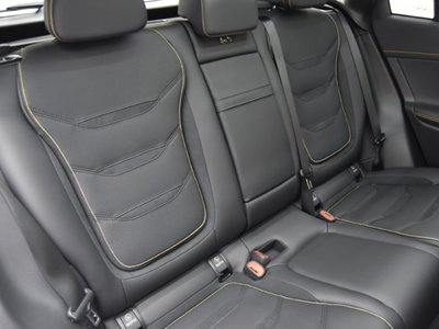 2025 Mercedes-BENZ GLC AMG — миниатюра 23