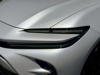 صورة 6 لـ 2024 Toyota CROWN SPORT