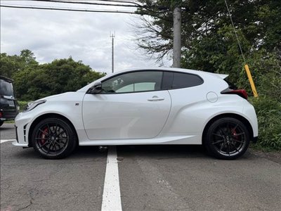 TOYOTA GR YARIS - 6