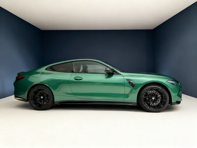 صورة 3 لـ 2025 BMW M4 COUPE