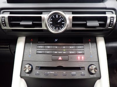 2023 Lexus RC thumbnail 27