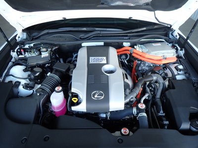 2023 Lexus RC thumbnail 17