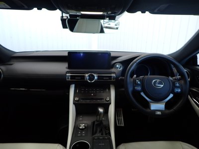 2023 Lexus RC thumbnail 13