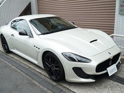 صورة 3 لـ 2015 Maserati GRANTURISMO