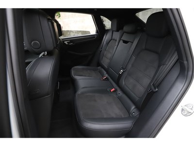 صورة مصغرة 44 لـ 2023 Porsche MACAN