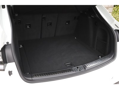 صورة مصغرة 56 لـ 2023 Porsche MACAN