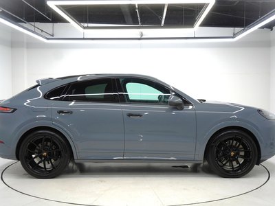 صورة 4 لـ 2023 Porsche CAYENNE