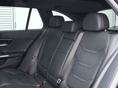 2025 Mercedes-BENZ C-CLASS AMG 照片 13