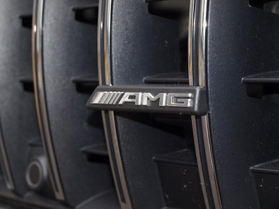 2025 Mercedes-BENZ C-CLASS AMG 照片 4