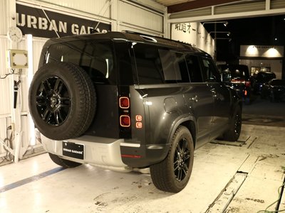 LAND ROVER DEFENDER - 5