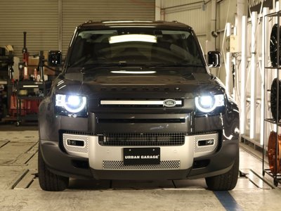 LAND ROVER DEFENDER - 2