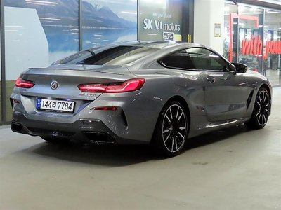 BMW 8 SERIES - 3