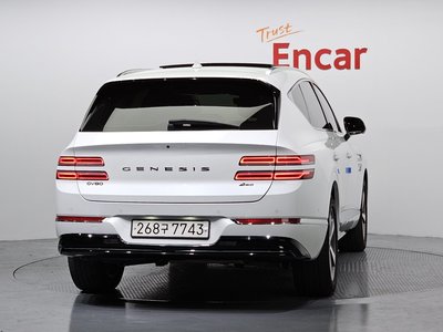 GENESIS GV80 - 3