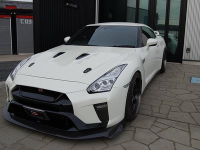 NISSAN GT-R