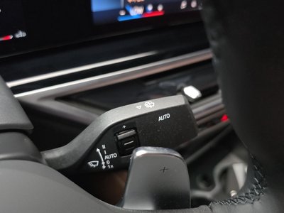2025 BMW X6 thumbnail 24