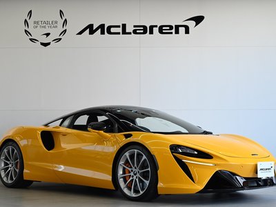 MCLAREN ARTURA - 3