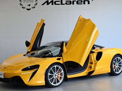 MCLAREN ARTURA - 7