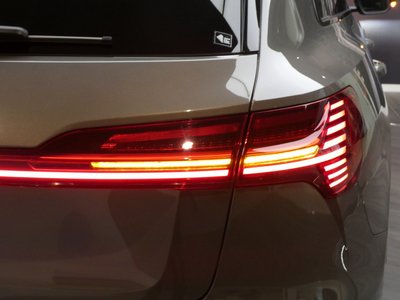 2025 AUDI Q8 E-TRON 缩略图 23