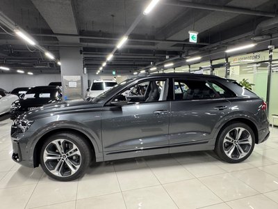 2026 AUDI Q8 photo 5