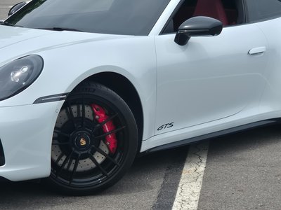 PORSCHE 911 - 6