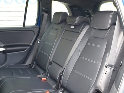 MERCEDES-BENZ GLB - 6