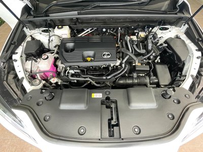 صورة مصغرة 18 لـ 2022 Lexus NX