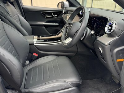 2025 Mercedes-BENZ GLC — миниатюра 11