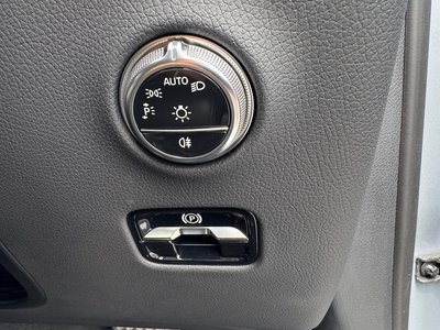 2025 Mercedes-BENZ GLC — миниатюра 19