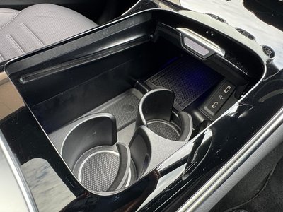 2025 Mercedes-BENZ GLC — миниатюра 23