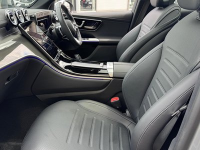 2025 Mercedes-BENZ GLC — миниатюра 12