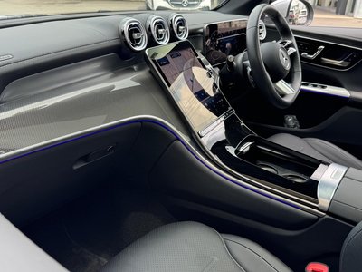 2025 Mercedes-BENZ GLC photo 10