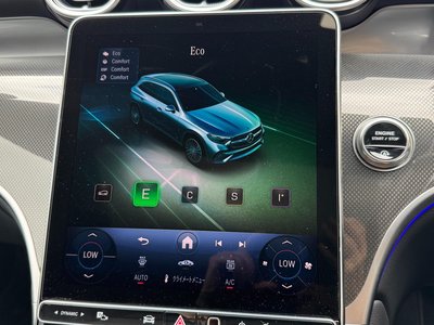 2025 Mercedes-BENZ GLC — миниатюра 44