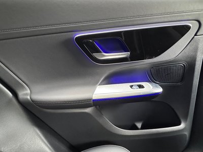 2025 Mercedes-BENZ GLC — миниатюра 35