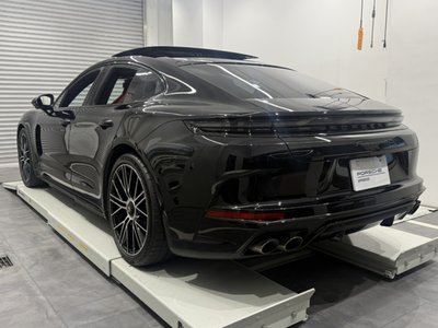 PORSCHE PANAMERA - 5