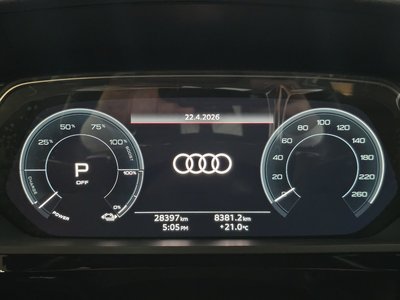 AUDI Q8 E-TRON - 8