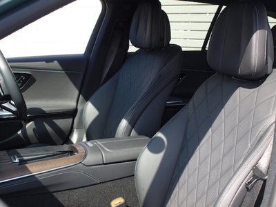 MERCEDES-BENZ E-CLASS - 10