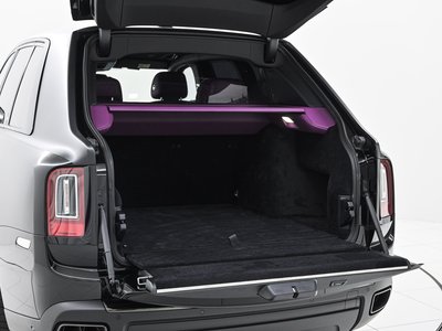ROLLS-ROYCE CULLINAN - 10