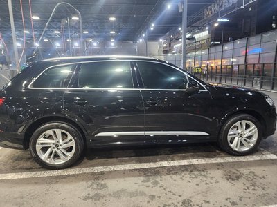 AUDI Q7 - 7