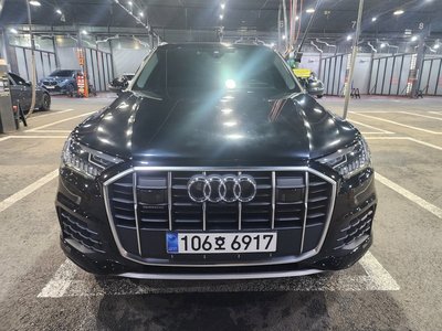 AUDI Q7 - 8