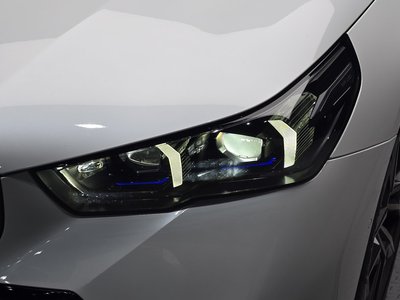 2025 BMW 5 SERIES — фото 9