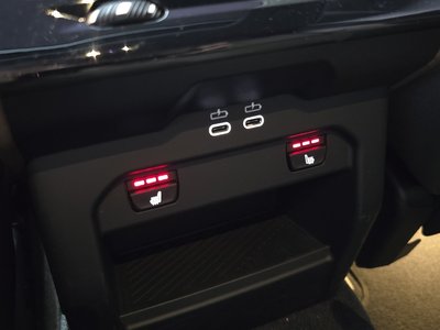2025 BMW 5 SERIES — миниатюра 27