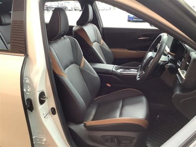 TOYOTA CROWN CROSSOVER - 9