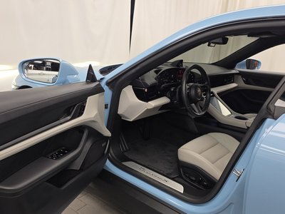 صورة مصغرة 13 لـ 2020 Porsche TAYCAN