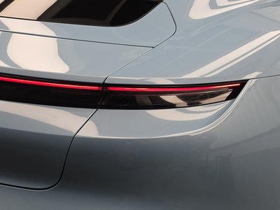 2020 Porsche TAYCAN 照片 10