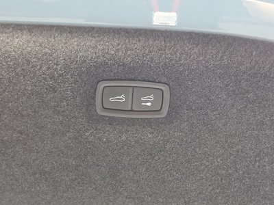 صورة مصغرة 16 لـ 2020 Porsche TAYCAN