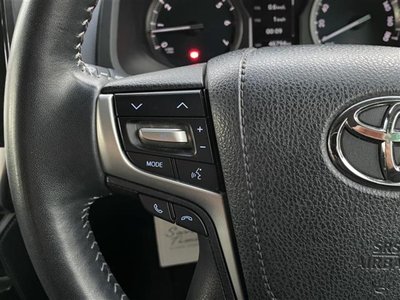 TOYOTA LAND CRUISER PRADO - 9