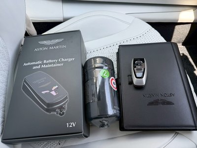 2024 Aston Martin DB12 照片 40
